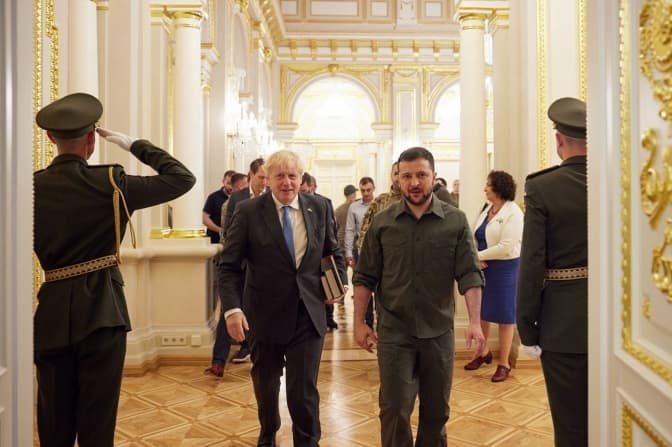 Борис Джонсон вдруге приїхав до Києва
