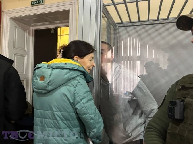 «Він замовив футболку з Бандерою». Розмова підозрюваного з батьком у справі Фаріон у Львові