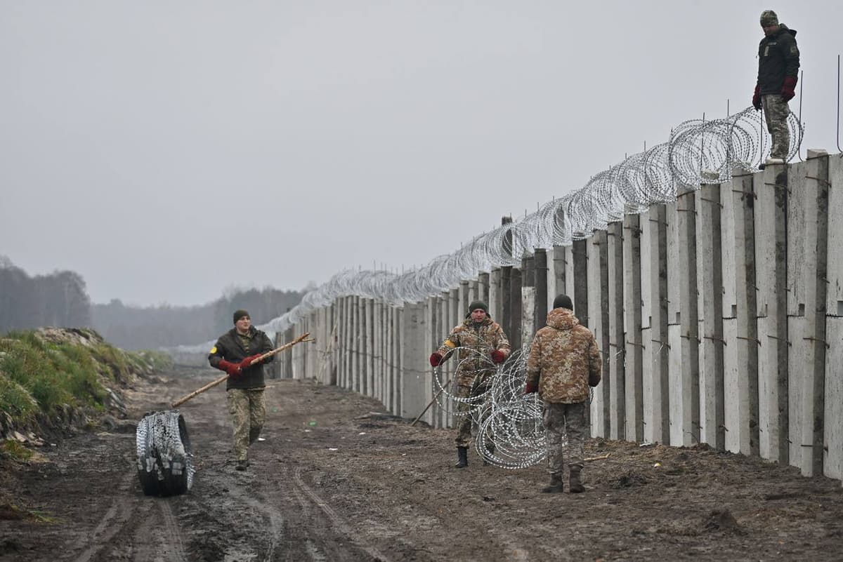 Україна будує стіну на кордоні з білоруссю