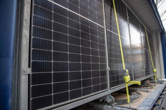 У Києві встановили сонячну електростанцію у психоневрологічному інтернаті
