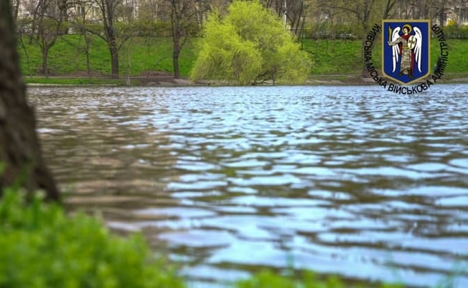 Рівень води у Дніпрі в Києві значно зріс