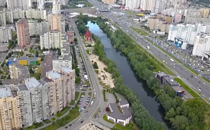 Прокуратура вимагає звільнити від самобуду ділянку біля озера «Срібний Кіл», де облаштовують парк