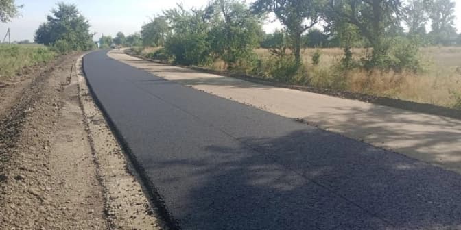 На Львівщині ремонтують дорогу Нижня Луковиця-Горішнє