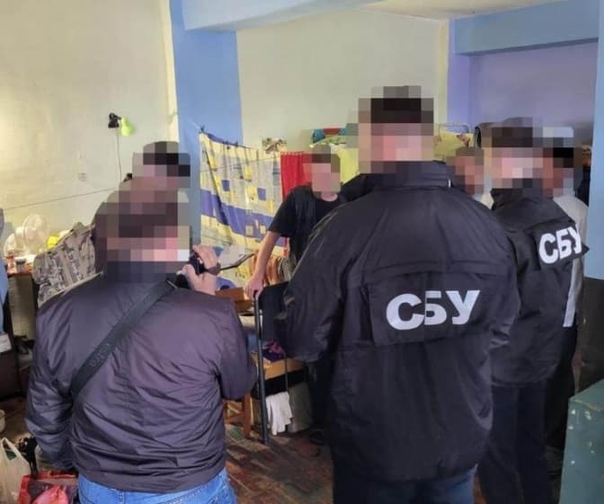 В’язень однієї із тюрем намагався коригувати атаки росіян по Львівщині та виправдовував війну