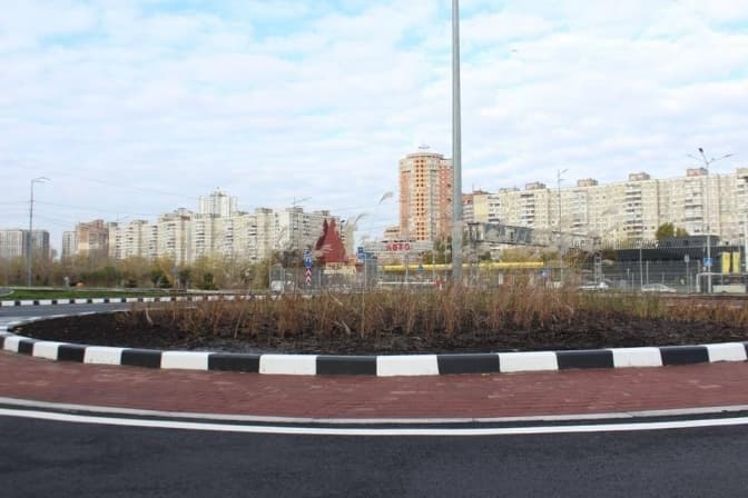 На лівому березі Києва облаштували нову кільцеву розв'язку