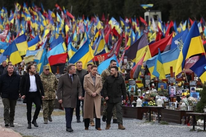 Що робив у Львові Зеленський та які активи задекларував директор «Львівводоканалу». Підсумки доби