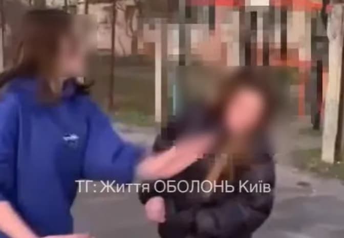 Підлітків, які били 14-річну знайому на Оболоні, покарають. Справу передали до суду