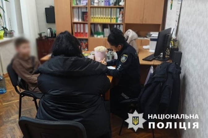 У Києві в школі побились учениця та вчителька. Поліція з'ясовує обставини