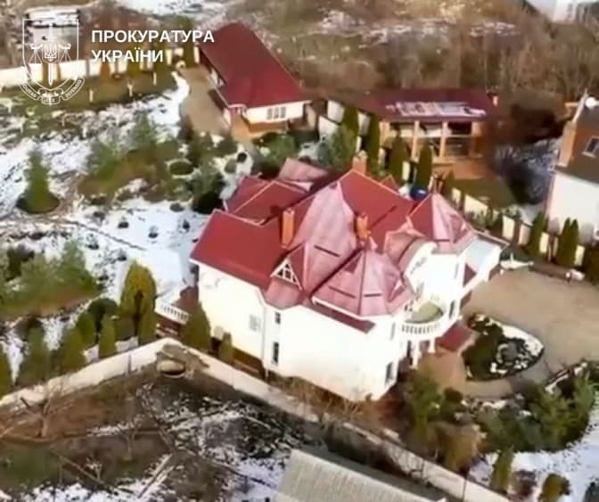 Екснардепу Супруненку оголосили підозру через самозахоплення землі на березі Дніпра в Києві