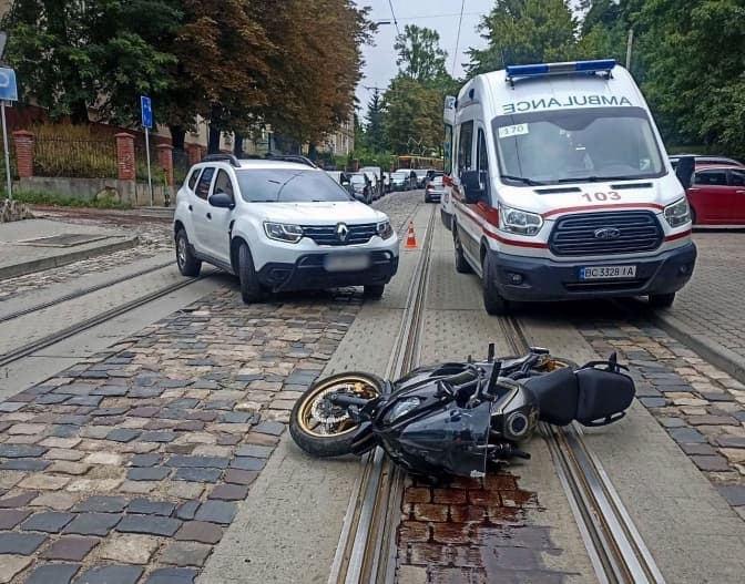 У Львові сталася ДТП з потерпілим