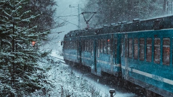 Експрес у Буковель та спецпотяг у Славське. Як курсуватимуть потяги на свята