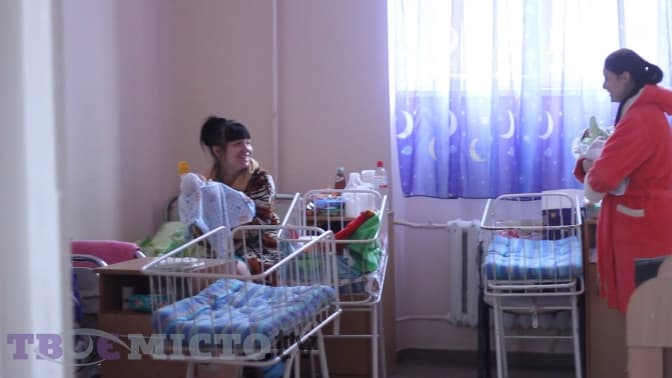 #Перемога. Для пологового на Раппопорта придбають нові ліжечка і матраци. Фото, відео