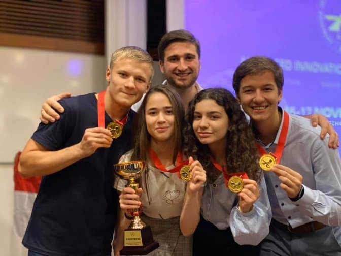 Двоє львівських студентів здобули перемогу на конкурсі інновацій у Сінгапурі