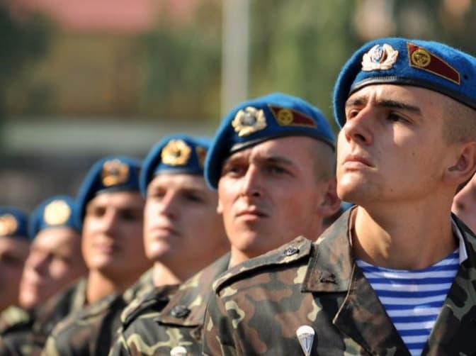 Україна відновлює призов до армії. Огляд рішення РНБОУ
