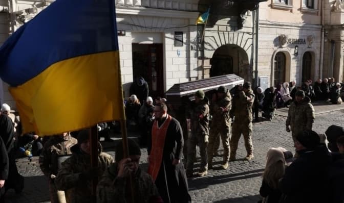 У Львові поховають двох захисників, які загинули на війні з росією