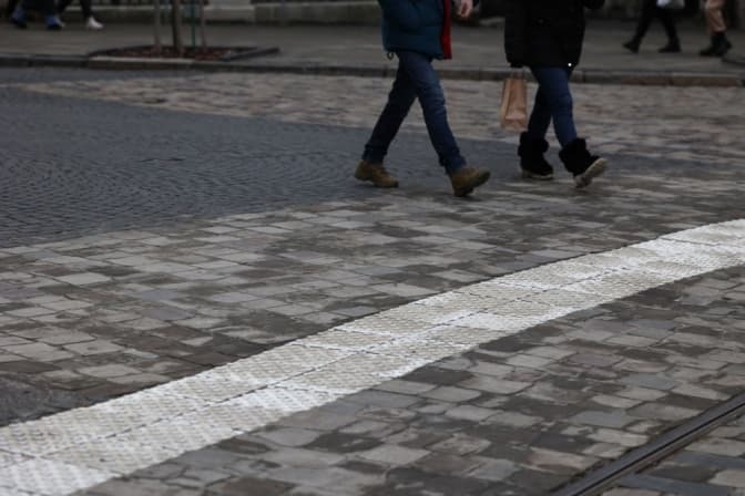 На площі Ринок у Львові продовжать перекладати бруківку