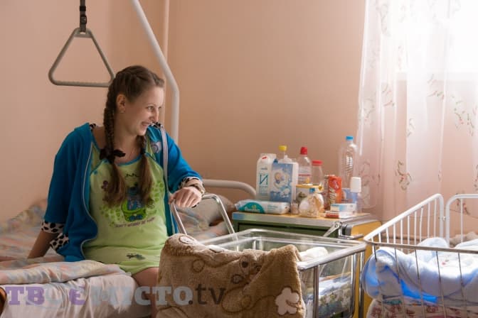В яких умовах у Львові народжують дітей: родові, палати. Фото