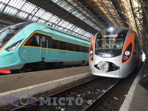 З Дня Незалежності курсуватиме додатковий Інтерсіті+ Київ – Львів – Перемишль. Розклад