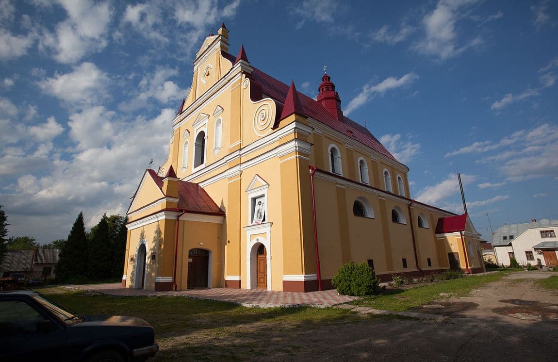 Куди поїхати на вихідні зі Львова. До міста над Вишенькою та Вишнею
