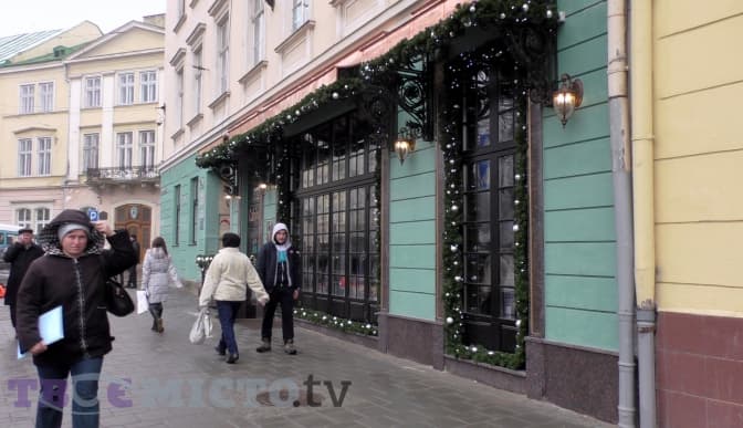 Перефарбовувати не будуть: у Львові вирішили долю історичного фасаду на вул. Винниченка
