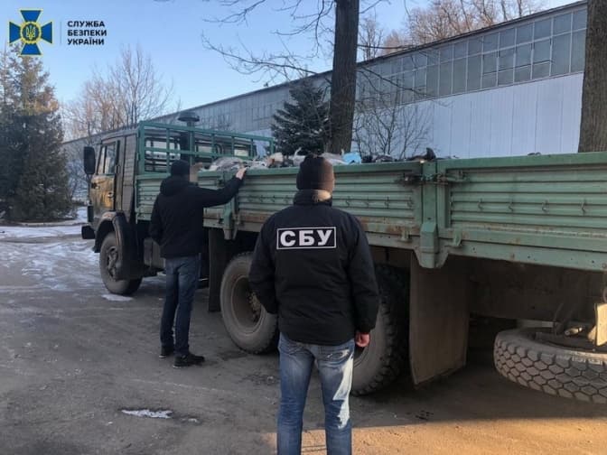 На Львівщині військові торгували краденими запчастинами до бронетехніки