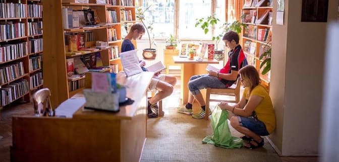 У Львові школярів запрошують на спільні майстер-класи із незрячими