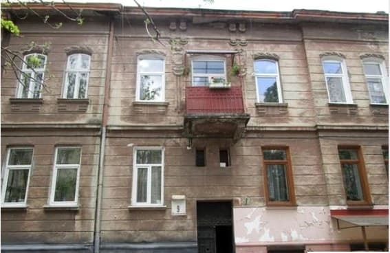 Львів'янам пропонують орендувати комунальні приміщення. Умови, адреси