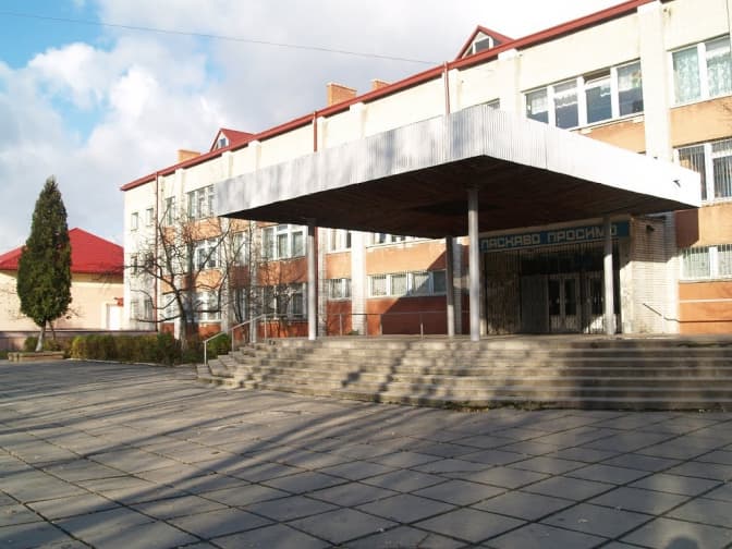 У Львові ремонтують десятки шкіл: що вже зробили