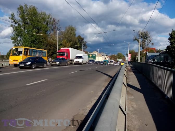 У Львові продовжать ремонтувати шляхопровід на Городоцькій