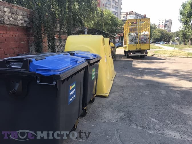 Заступника директора «Санкому» теж посадили під арешт через львівське сміття