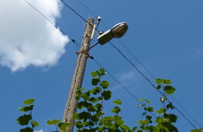 У Лисиничах та Підбірцях на в'їзді до Львова встановлюють електроопори
