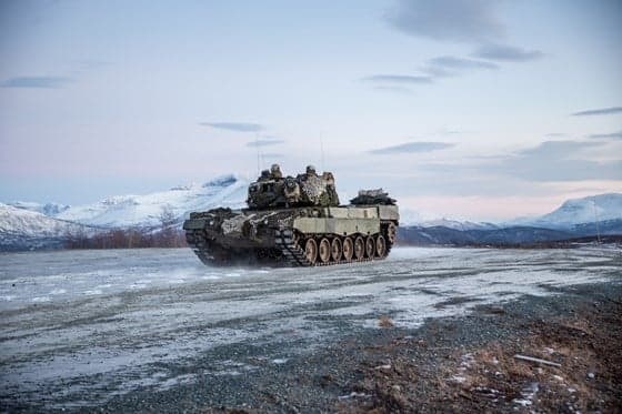 Норвегія передасть Україні Leopard 2 та танки спецпризначення