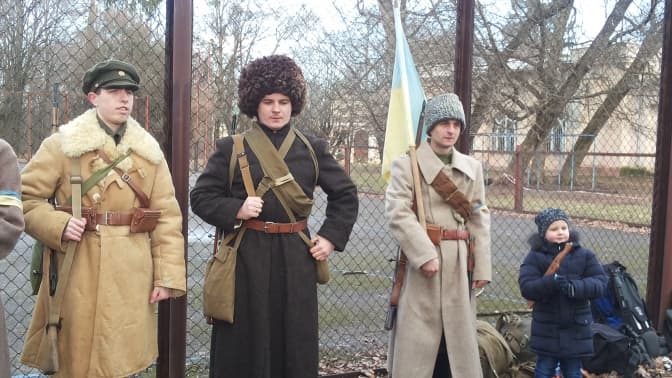 У Львові відтворили легендарний бій під Крутами