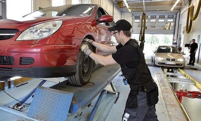 В Україні хочуть повернути обов’язковий техогляд для всіх автівок
