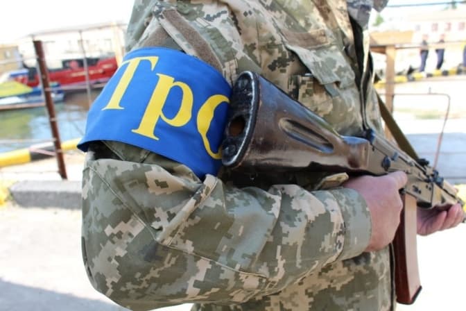 Можуть бути атаки. Мешканців Львівщини закликають вступати до тероборони