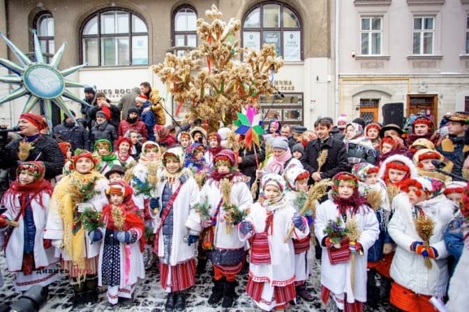 У Львові говоритимуть про українські традиції та обряди. Де дивитися