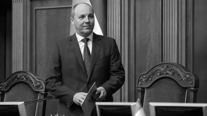 На сайті президента зареєстровано петицію про присвоєння Парубію звання Героя України