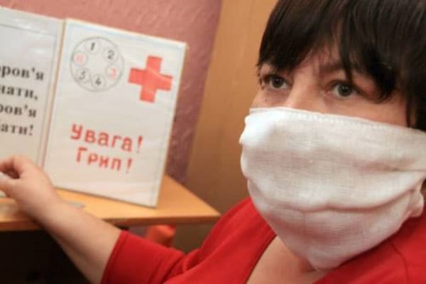 У лікарнях Львівщини запрацювали відділення з бактерицидними випромінювачами
