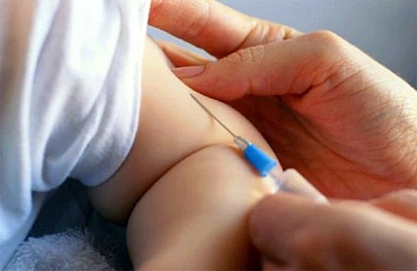 Львів’янам обіцяють вакцину БЦЖ у жовтні. Російську