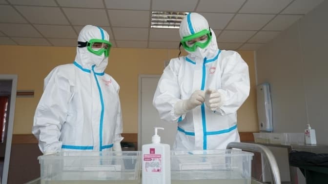 У Львові почали щеплення вакциною Pfizer. Хто отримає