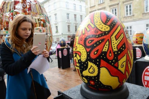 Великодні етюди: нема селфі – нема Паски