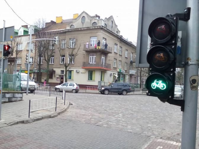 У Львові встановили світлофор для велосипедистів