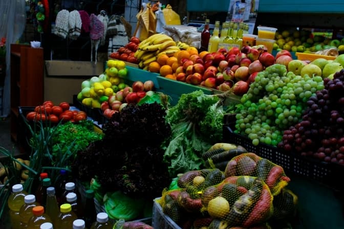 «Ситуація катастрофічна». Чому зросли ціни на продукти та що з овочами на Львівщині