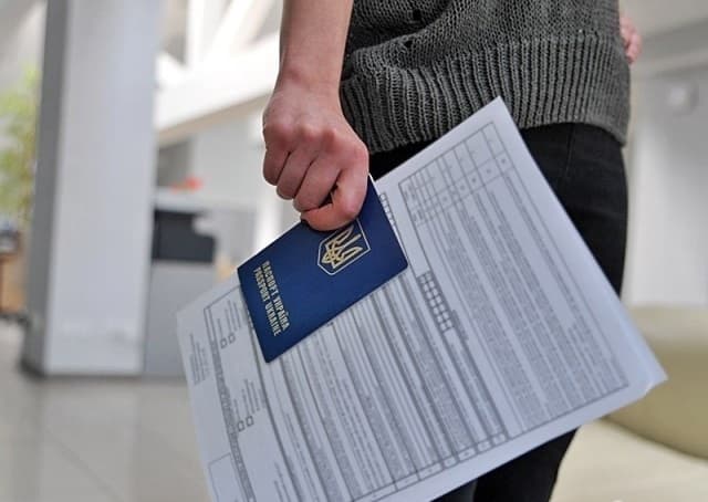 Польські візи видаватимуть швидше. У Львові розпочне роботу візовий центр