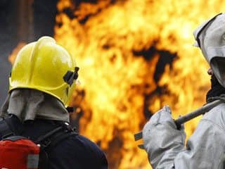 На Любінській загасили пожежу на сміттєвому майданчику