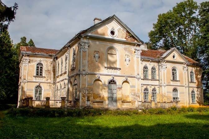 УКУ планує відреставрувати палац Фредрів-Шептицьких на Львівщині