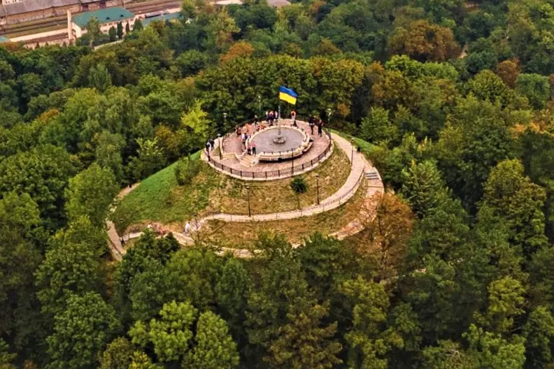Високий замок / Фото: waytravel