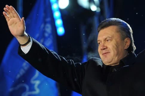 Від сьогодні Янукович офіційно не президент