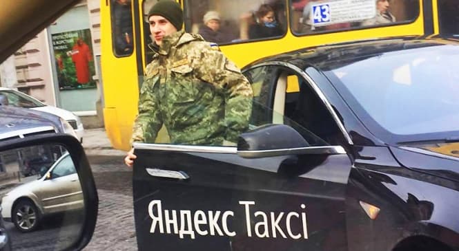«Яндекс.Таксі» отримало ультиматум від львівських активістів