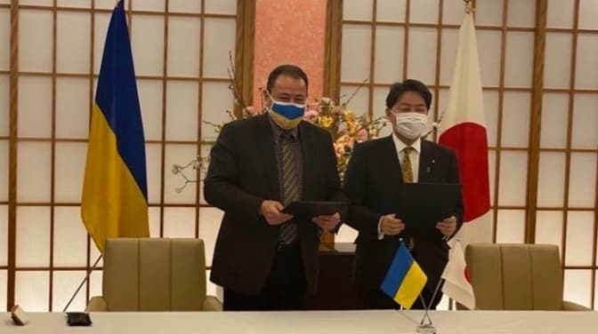 Вперше в історії. Японія подарувала Збройним Силам України бронежилети і шоломи